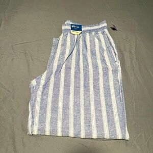 Old Navy. New. High-waisted linen-blend wide-leg pants.